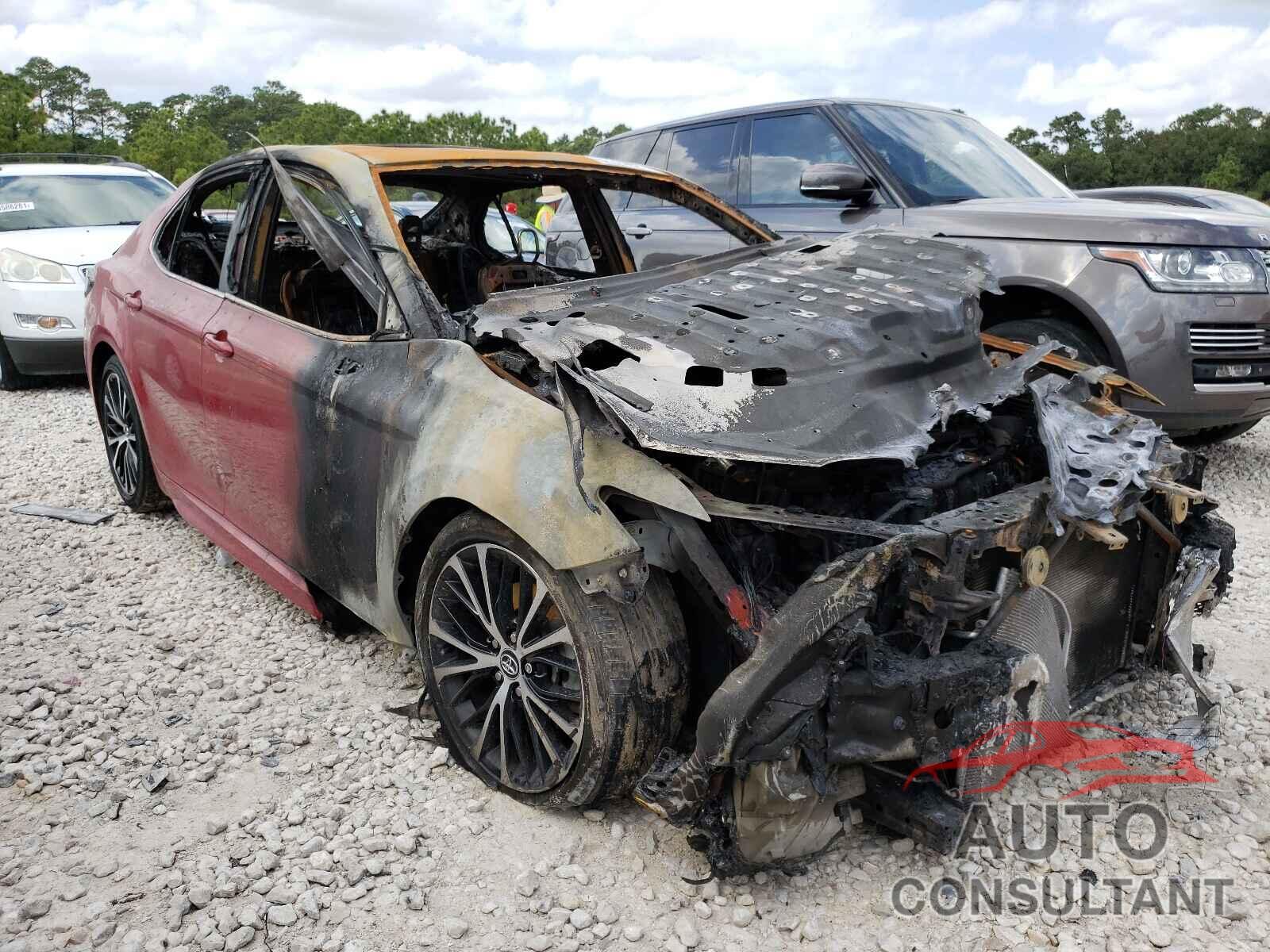 TOYOTA CAMRY 2020 - 4T1G11AK8LU308513