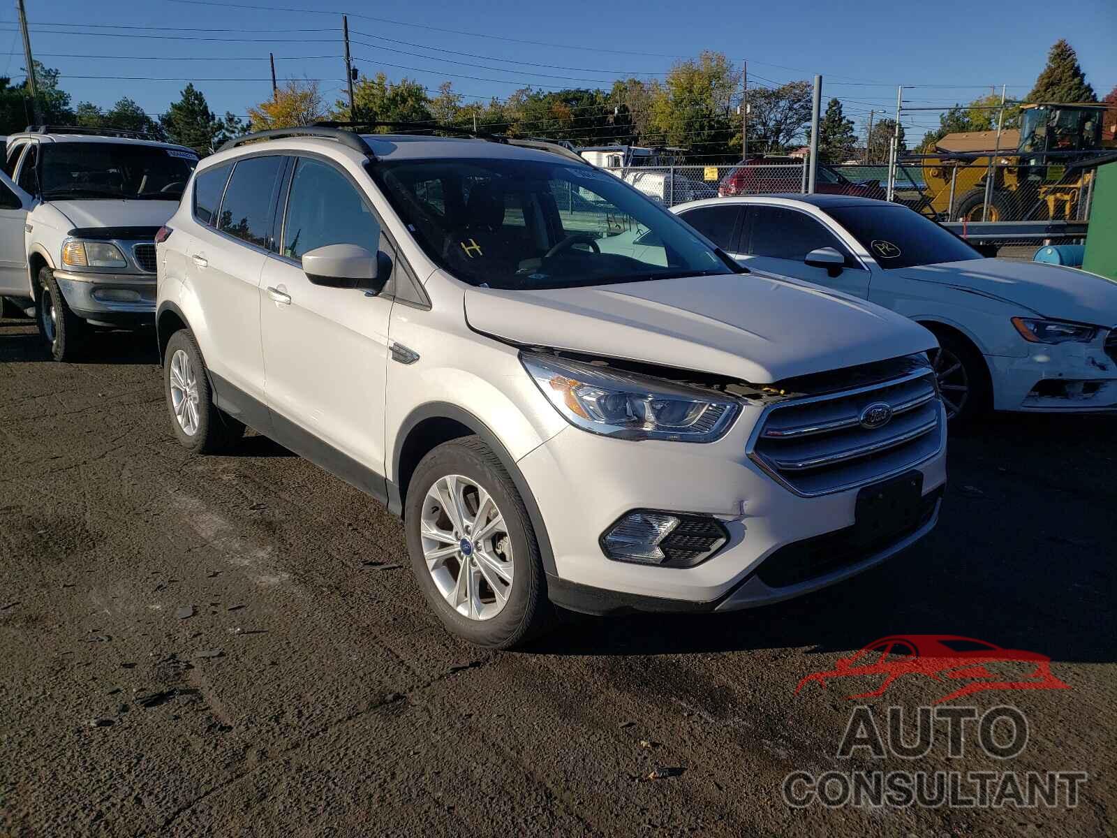 FORD ESCAPE 2018 - 1FMCU9HD2JUA14789