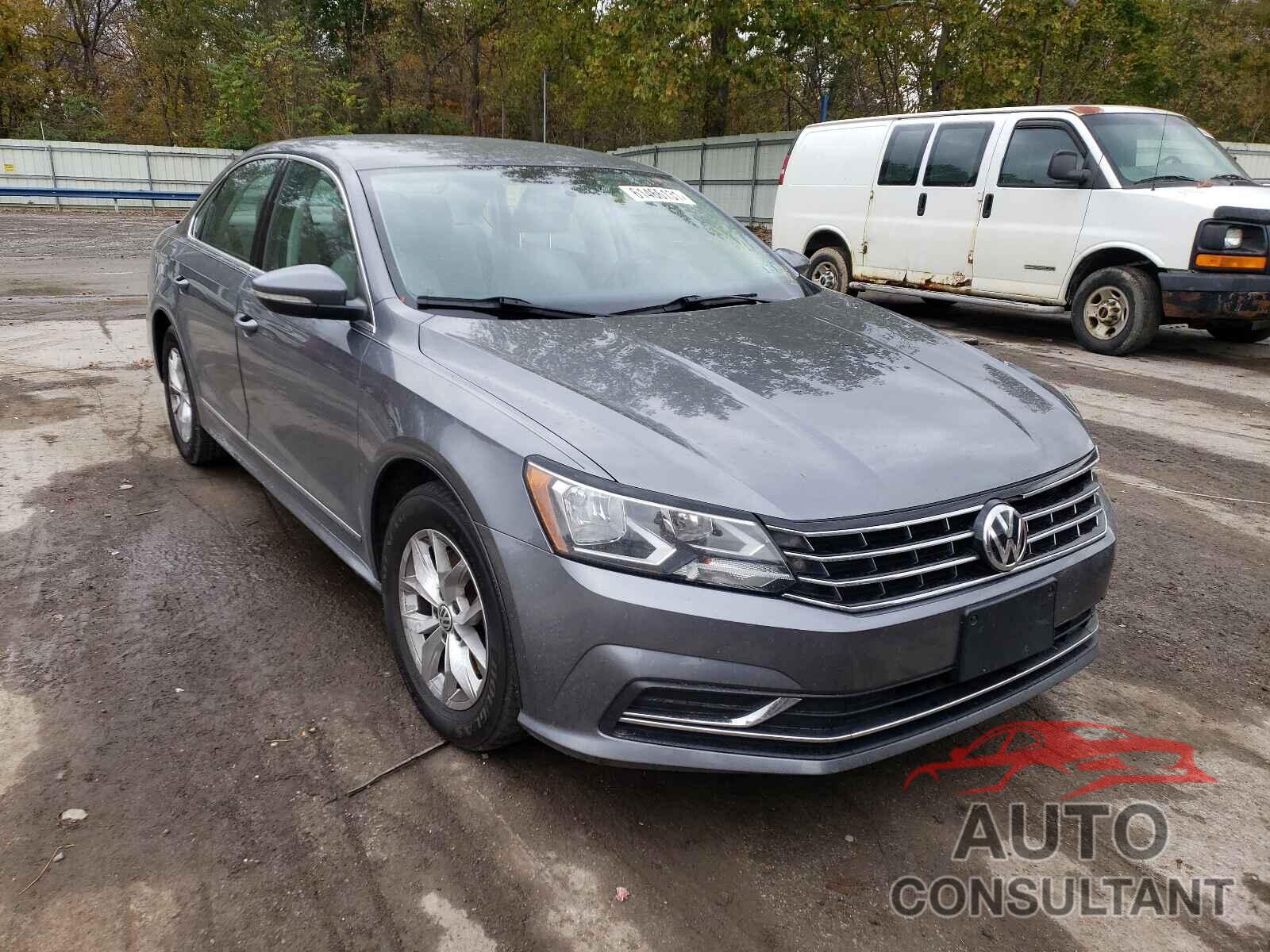 VOLKSWAGEN PASSAT 2017 - 1VWAT7A32HC072743
