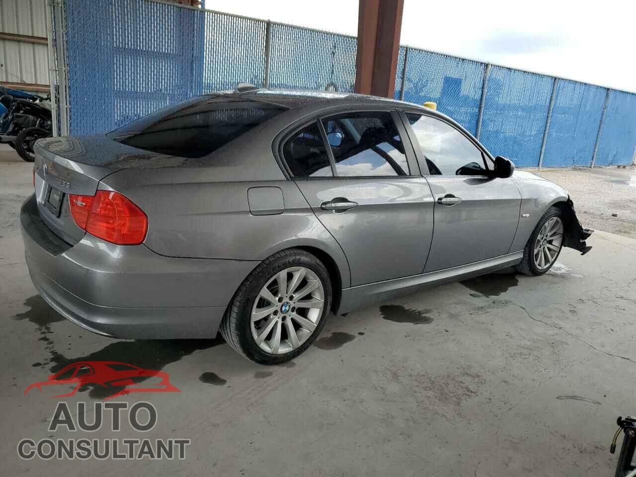 BMW 3 SERIES 2011 - WBAPH7C55BE676180