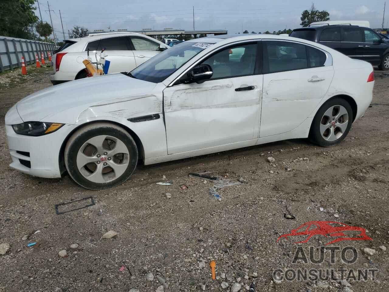 JAGUAR XE 2017 - SAJAR4BG2HA972377