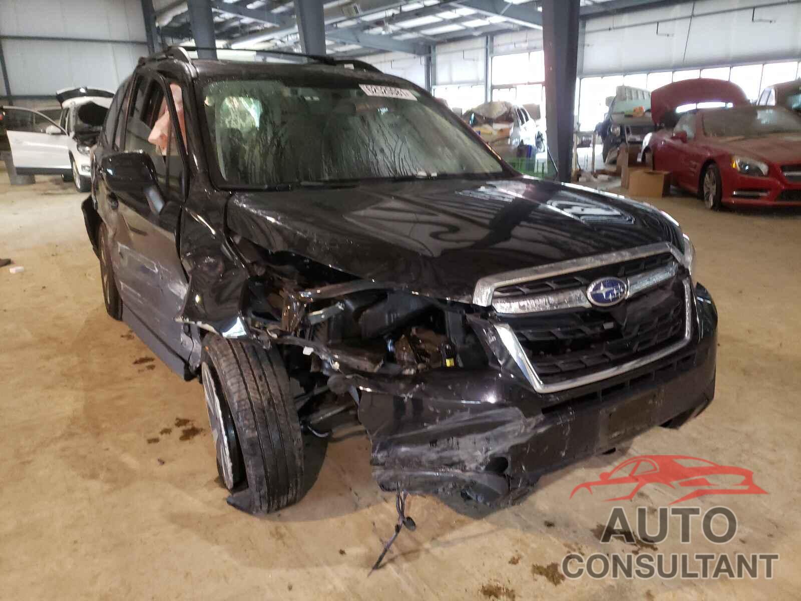 SUBARU FORESTER 2018 - JF2SJAGC8JH522360
