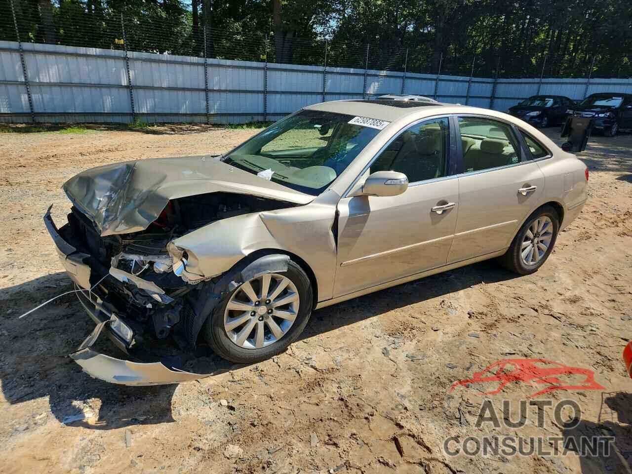 HYUNDAI AZERA 2010 - KMHFC4DF7AA450839