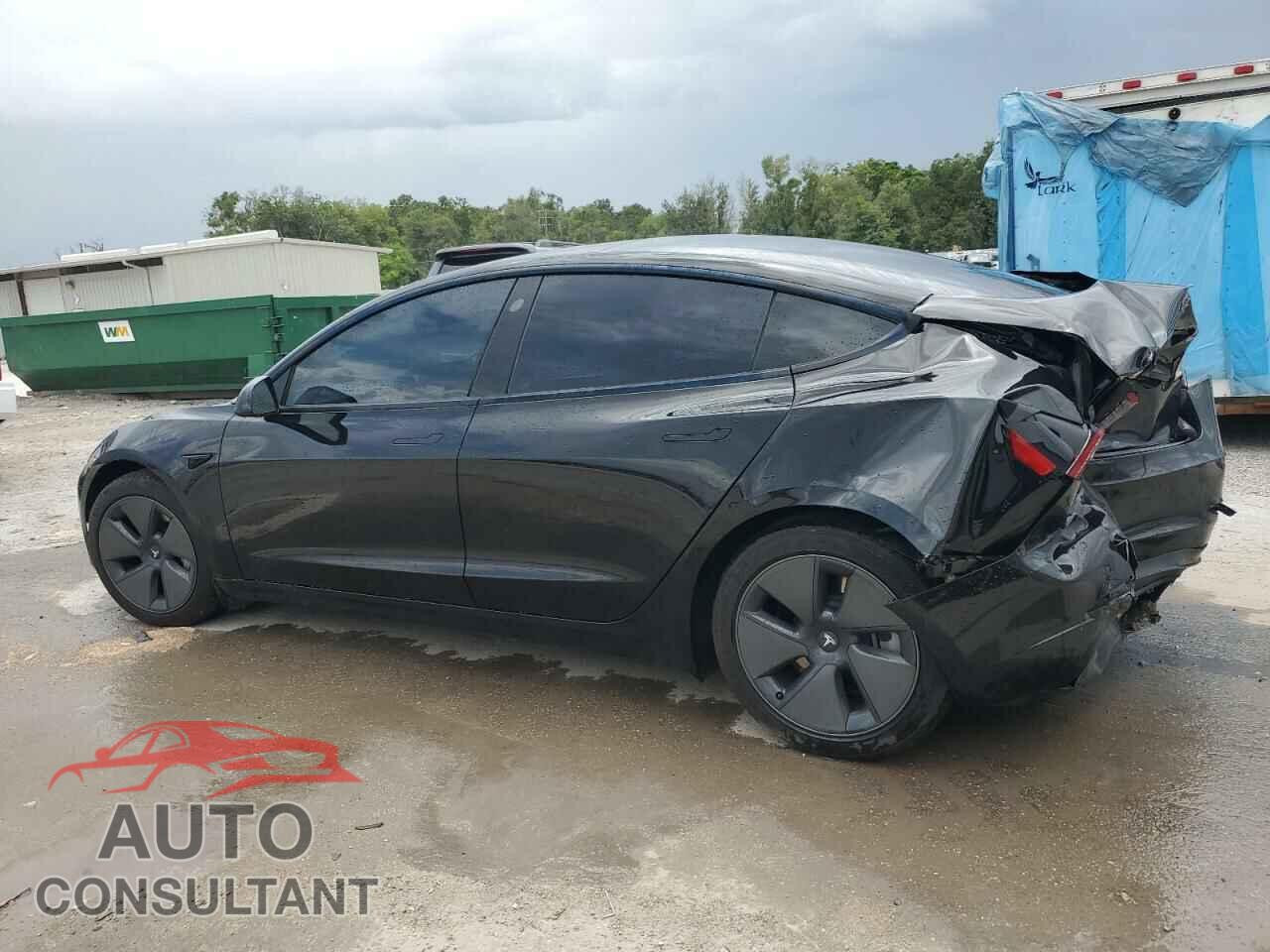 TESLA MODEL 3 2021 - 5YJ3E1EA4MF099709