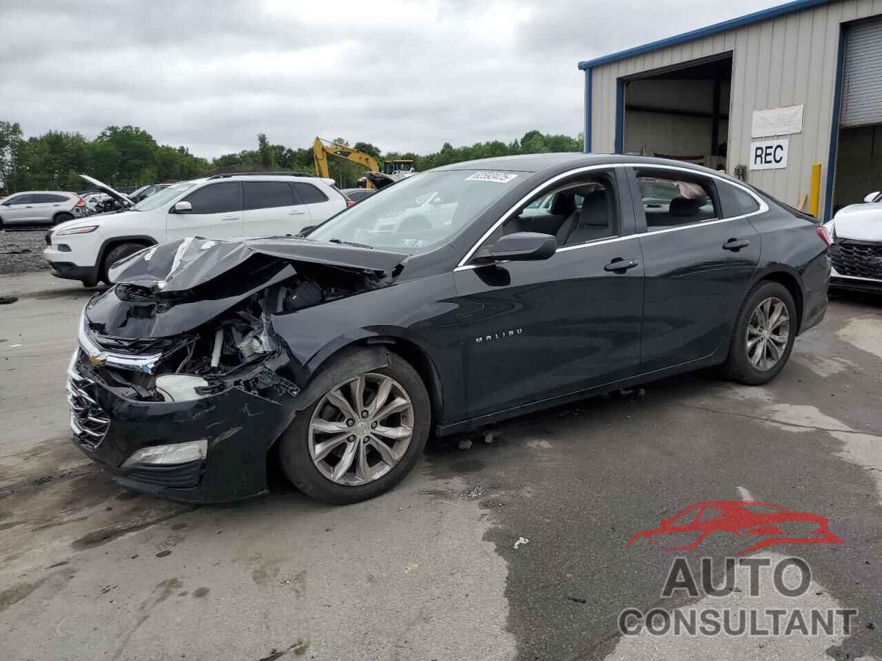 CHEVROLET MALIBU 2021 - 1G1ZD5ST8MF015762