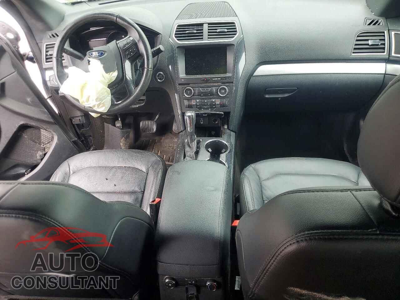 FORD EXPLORER 2017 - 1FM5K8D8XHGE21348