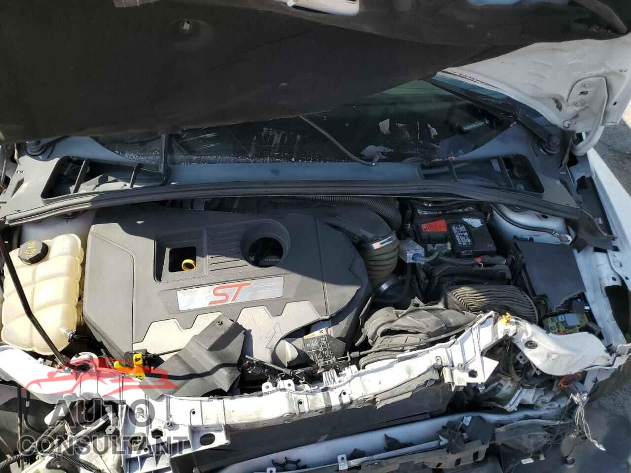 FORD FOCUS 2017 - 1FADP3L99HL310379