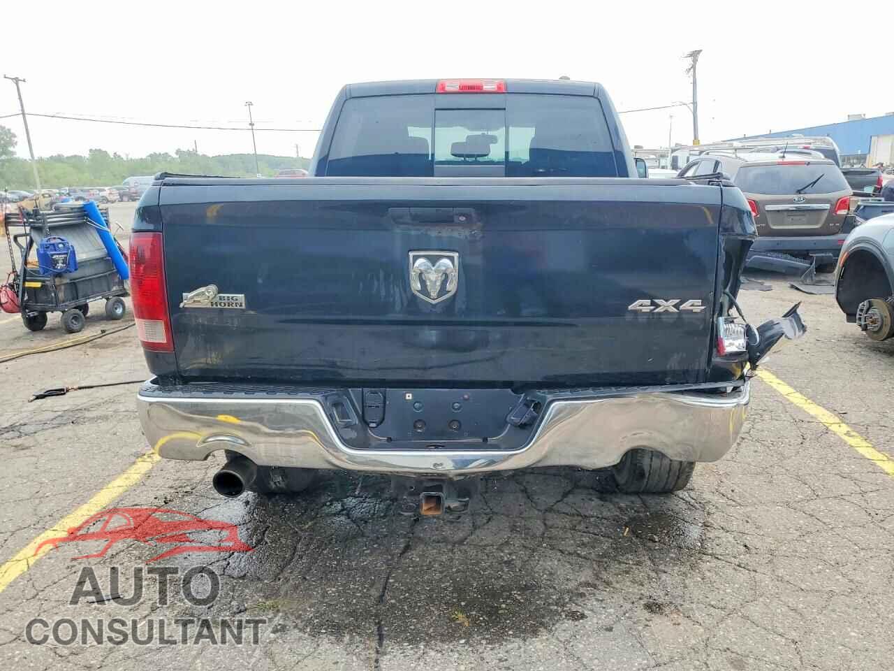DODGE RAM 1500 2012 - 1C6RD7LT8CS217595