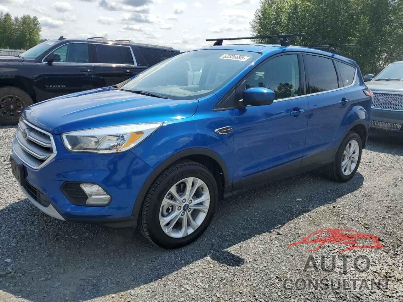 FORD ESCAPE 2017 - 1FMCU9GD8HUE98009
