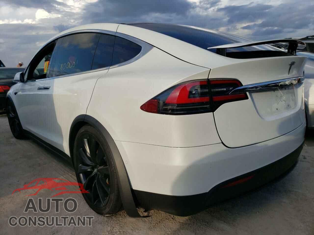 TESLA MODEL X 2020 - 5YJXCBE28LF219855