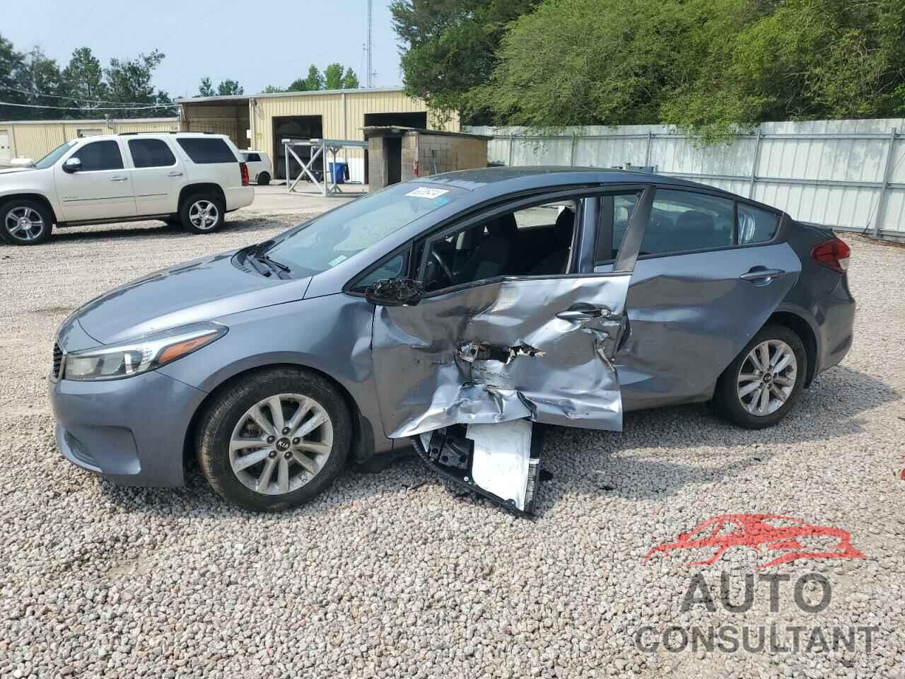 KIA FORTE 2017 - 3KPFL4A7XHE010266