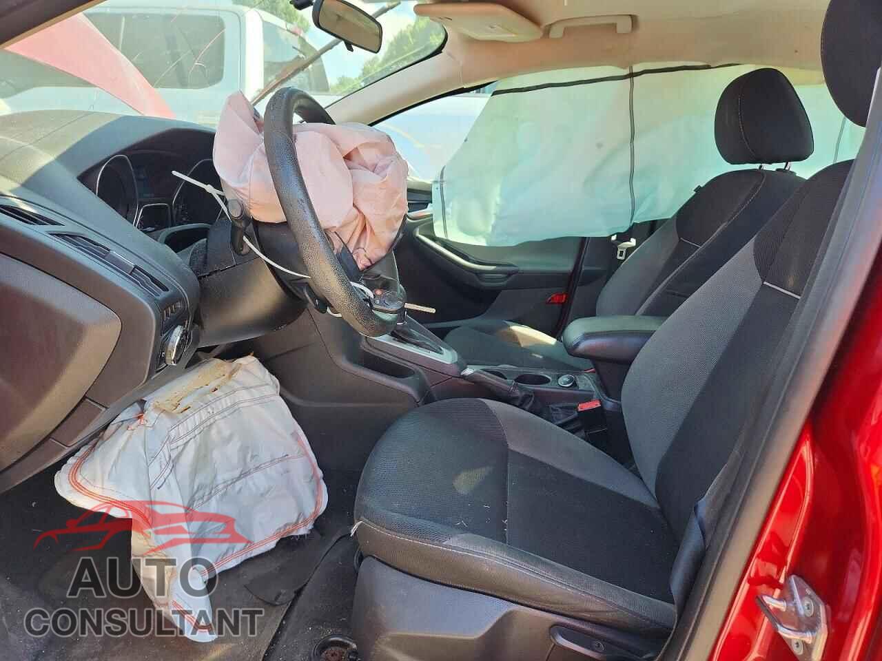 FORD FOCUS 2014 - 1FADP3F22EL388139