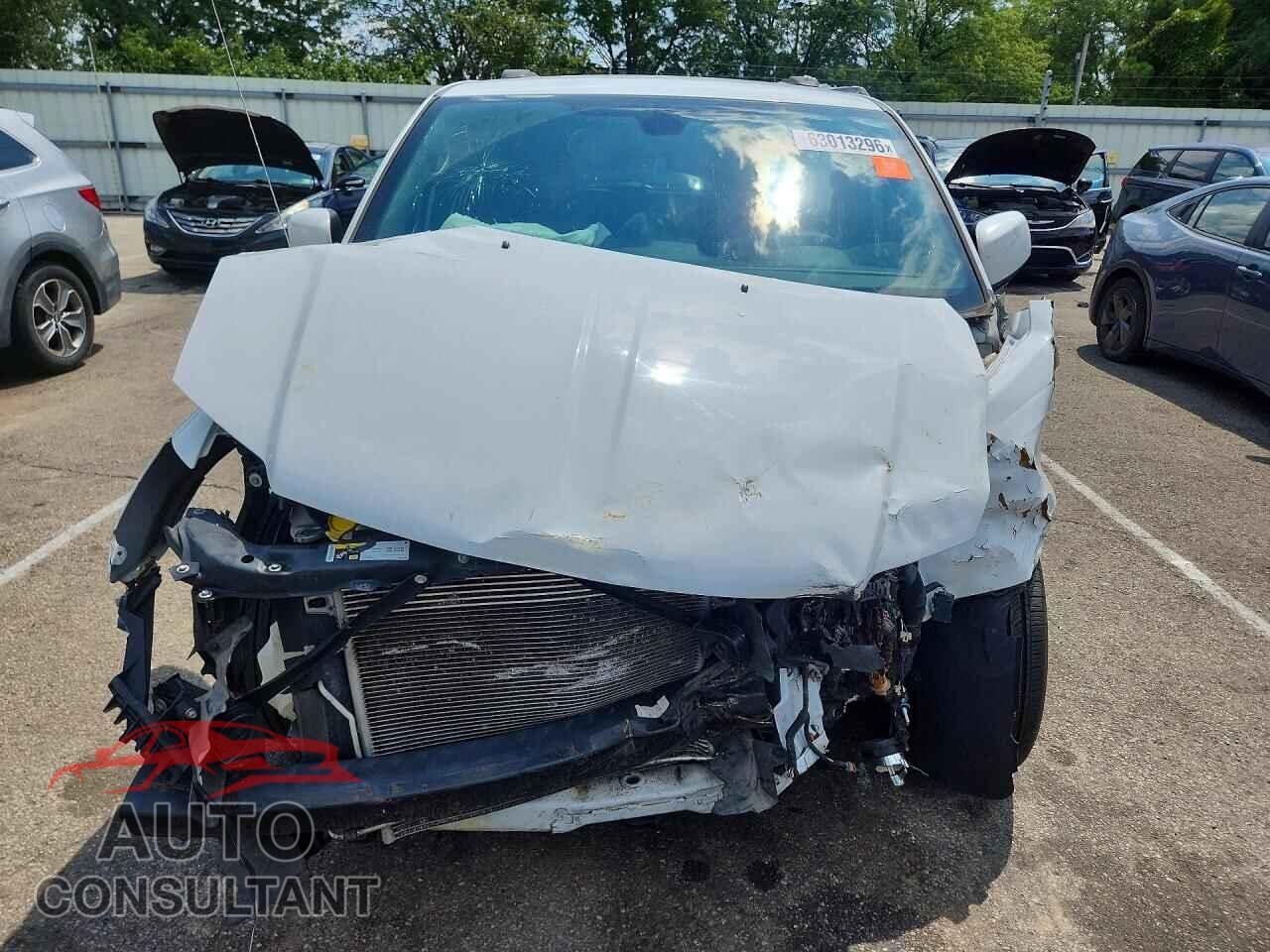DODGE CARAVAN 2018 - 2C4RDGEG5JR341069