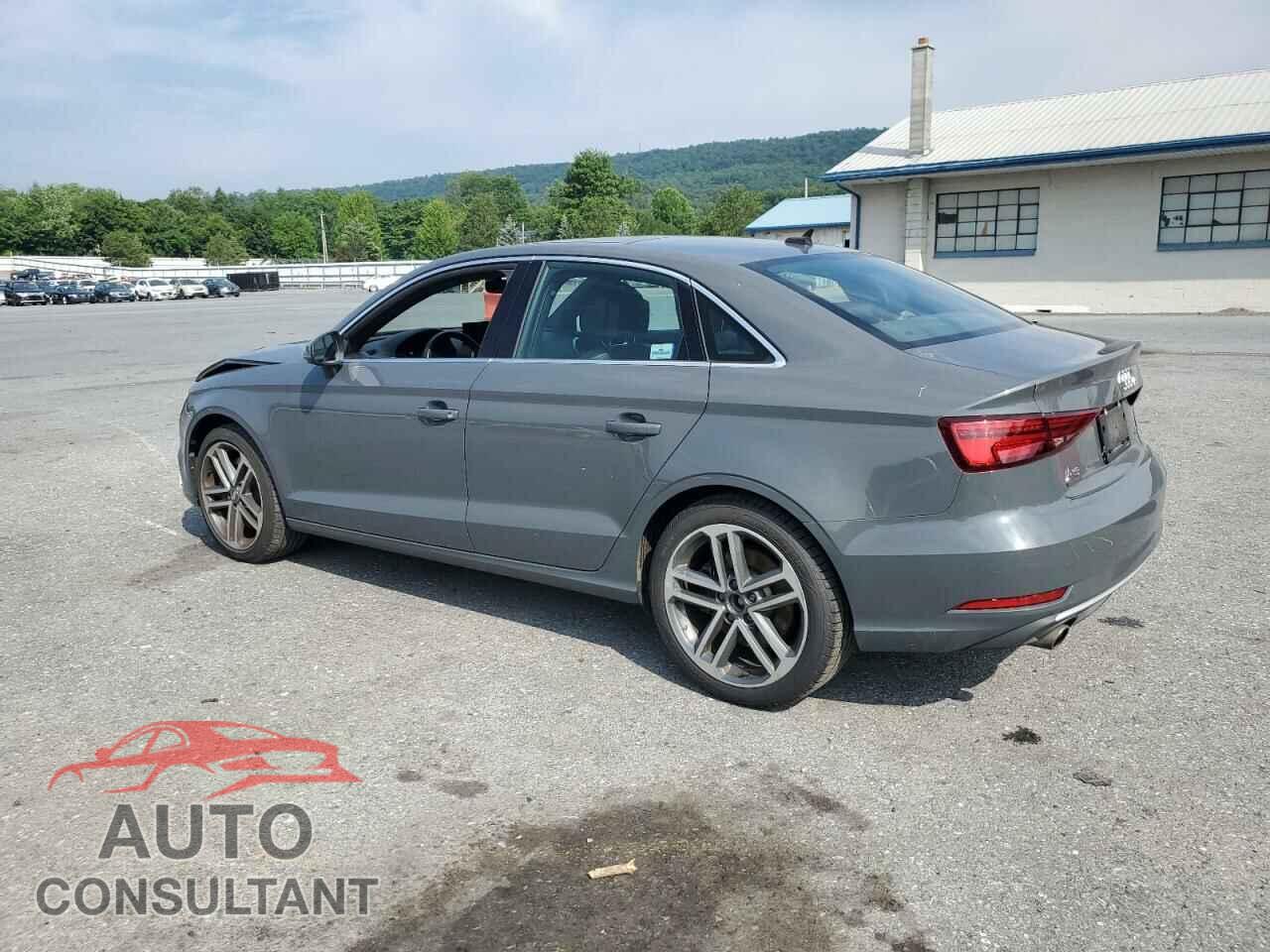 AUDI A3 2019 - WAUBEGFF8K1020604