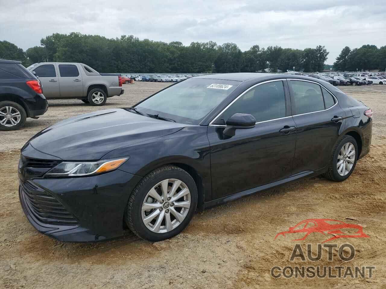 TOYOTA CAMRY 2018 - 4T1B11HK3JU600454