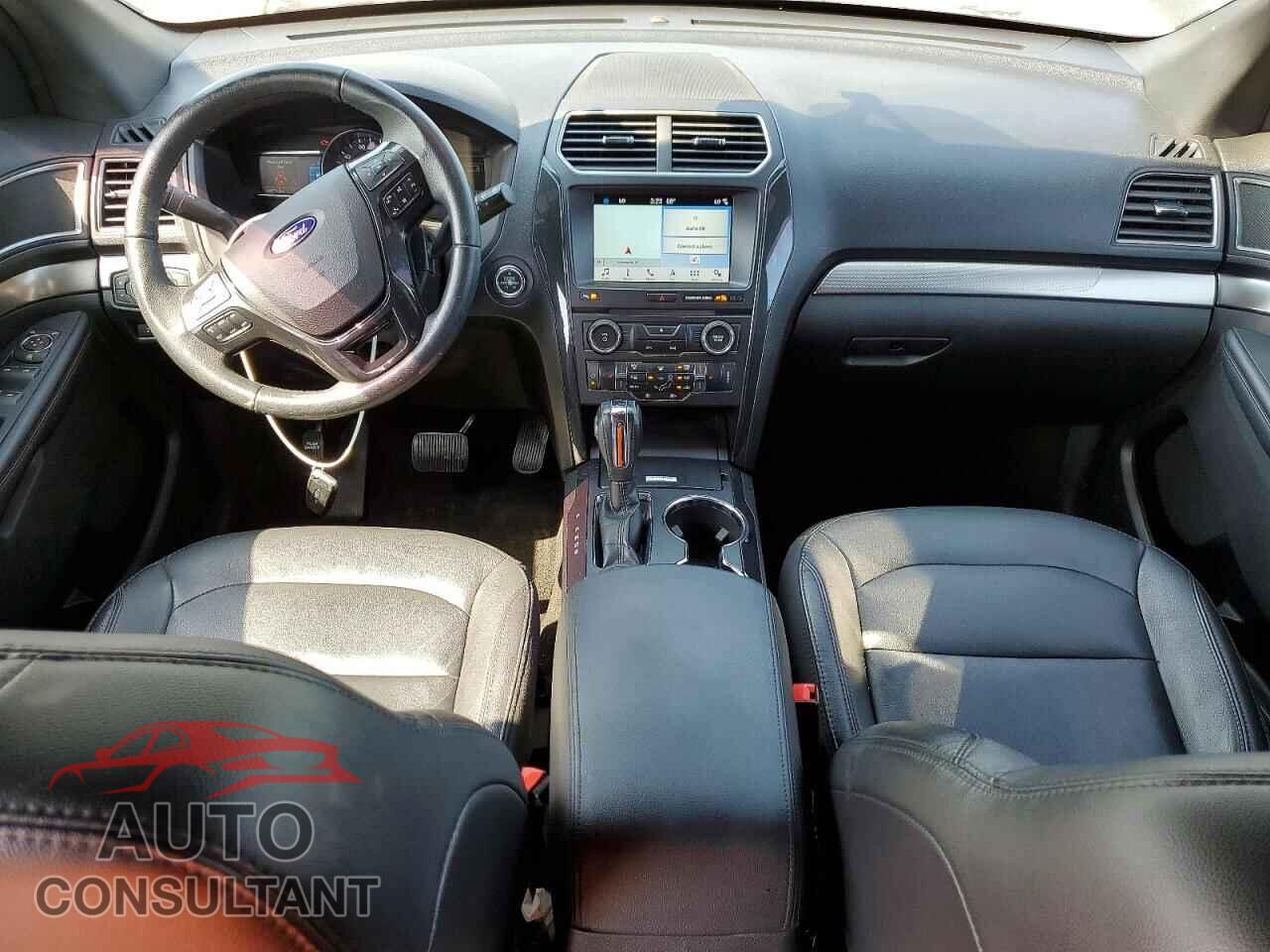 FORD EXPLORER 2018 - 1FM5K8D87JGA52826