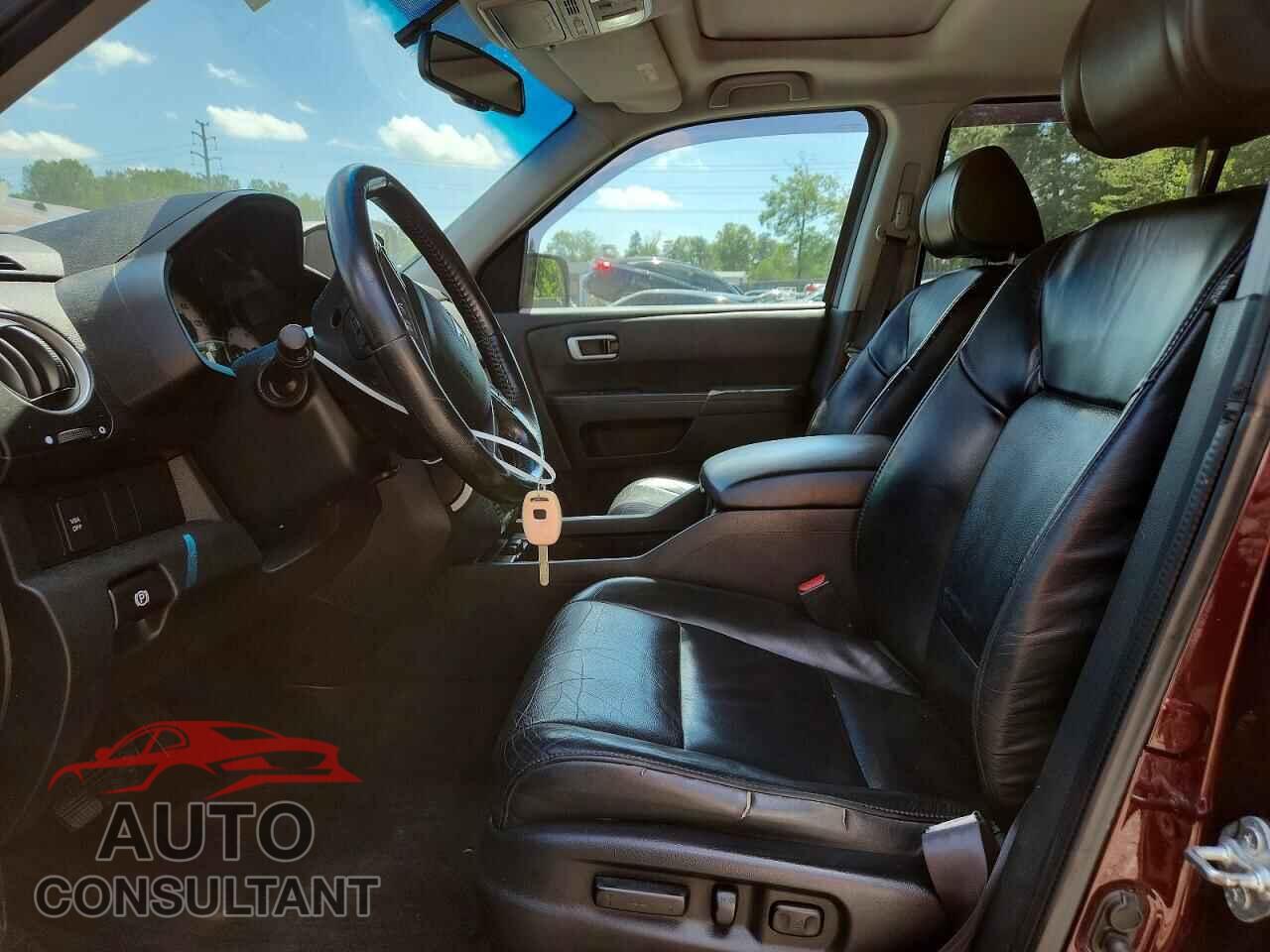 HONDA PILOT 2011 - 5FNYF4H78BB059604