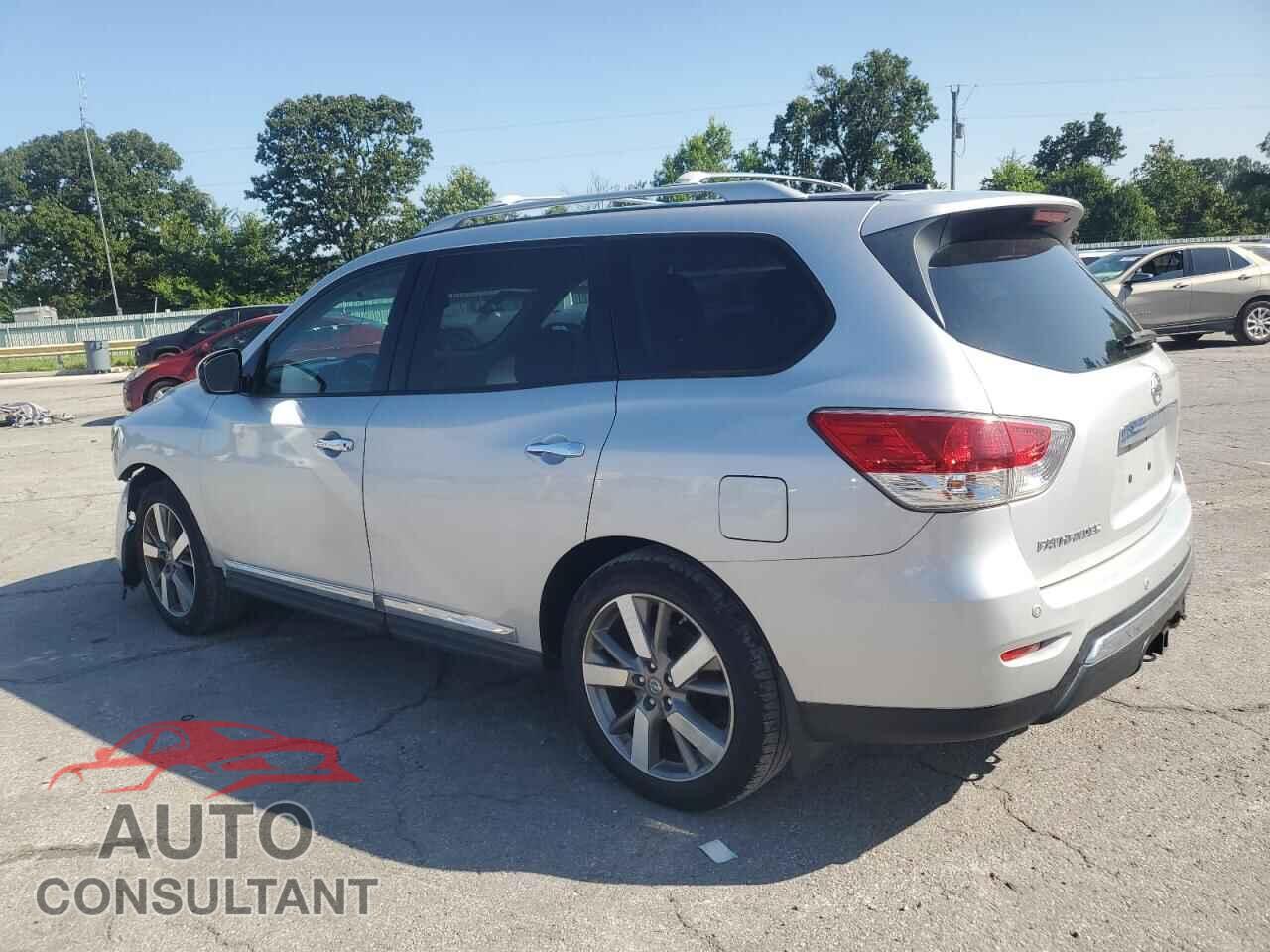 NISSAN PATHFINDER 2013 - 5N1AR2MM0DC611097