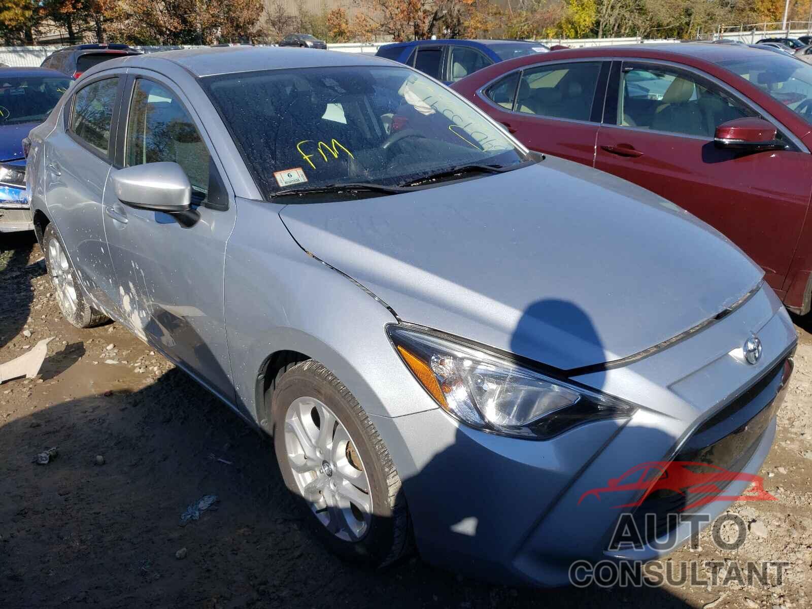 TOYOTA YARIS 2017 - 3MYDLBYV3HY175852