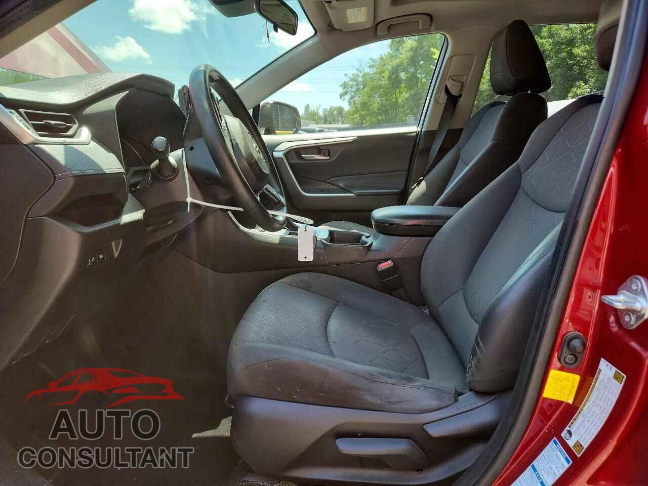 TOYOTA RAV4 2019 - JTMP1RFV1KJ008172