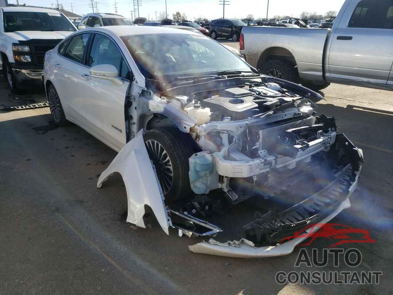 FORD FUSION 2018 - 3FA6P0RU5JR281117