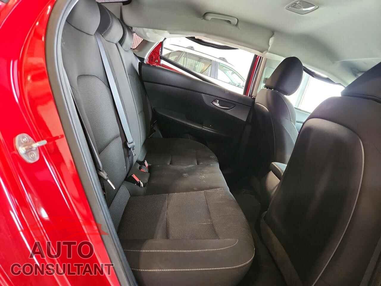 KIA FORTE 2019 - 3KPF24AD7KE013321
