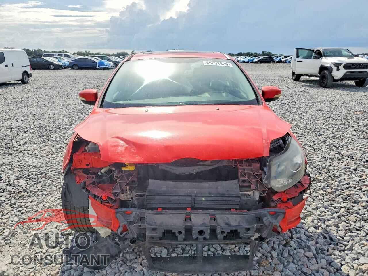 FORD FOCUS 2012 - 1FAHP3H24CL200460