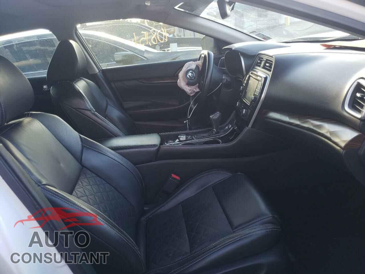 NISSAN MAXIMA 2017 - 1N4AA6AP7HC433489
