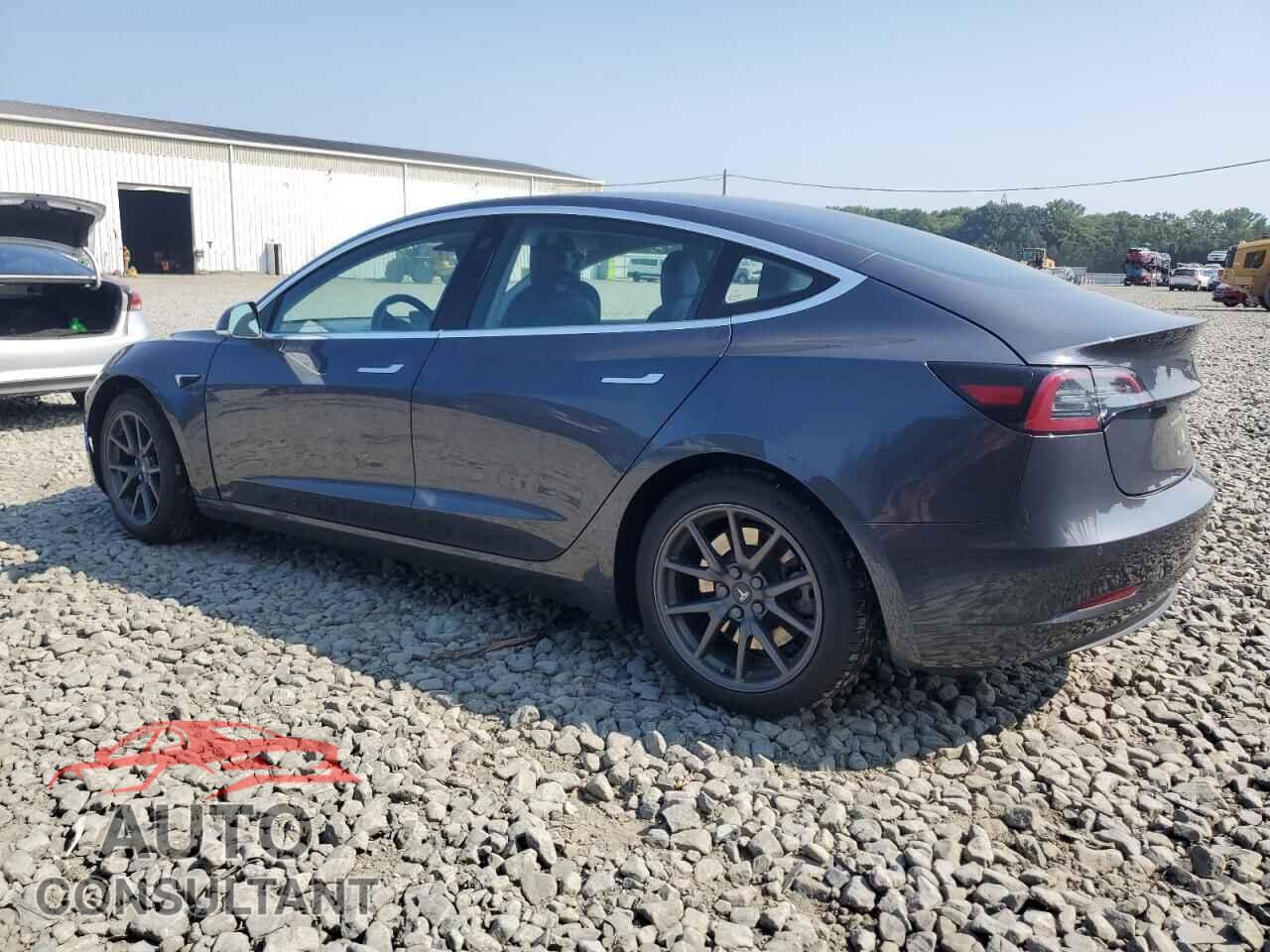 TESLA MODEL 3 2018 - 5YJ3E1EB7JF054414