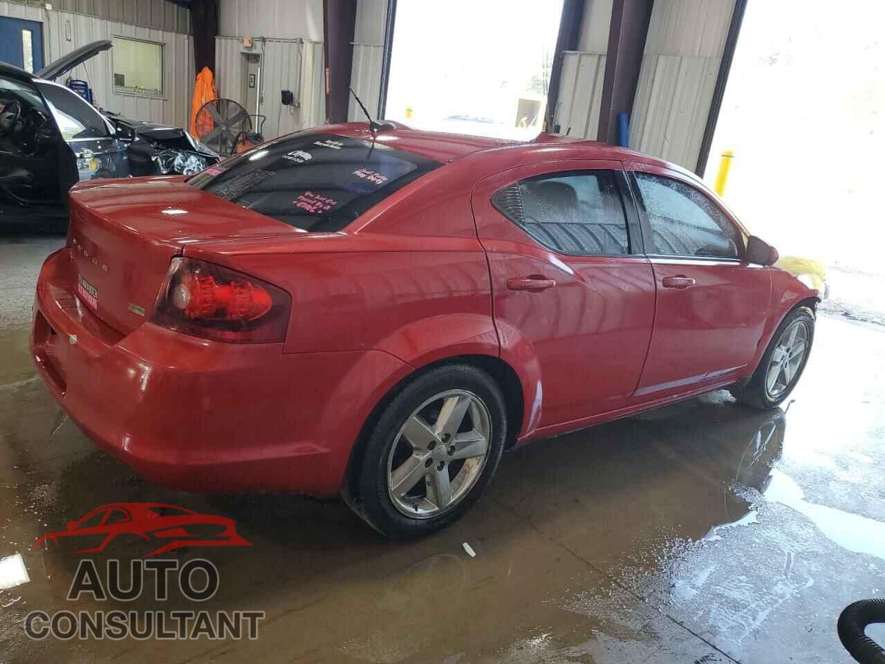 DODGE AVENGER 2011 - 1B3BD2FG1BN572330