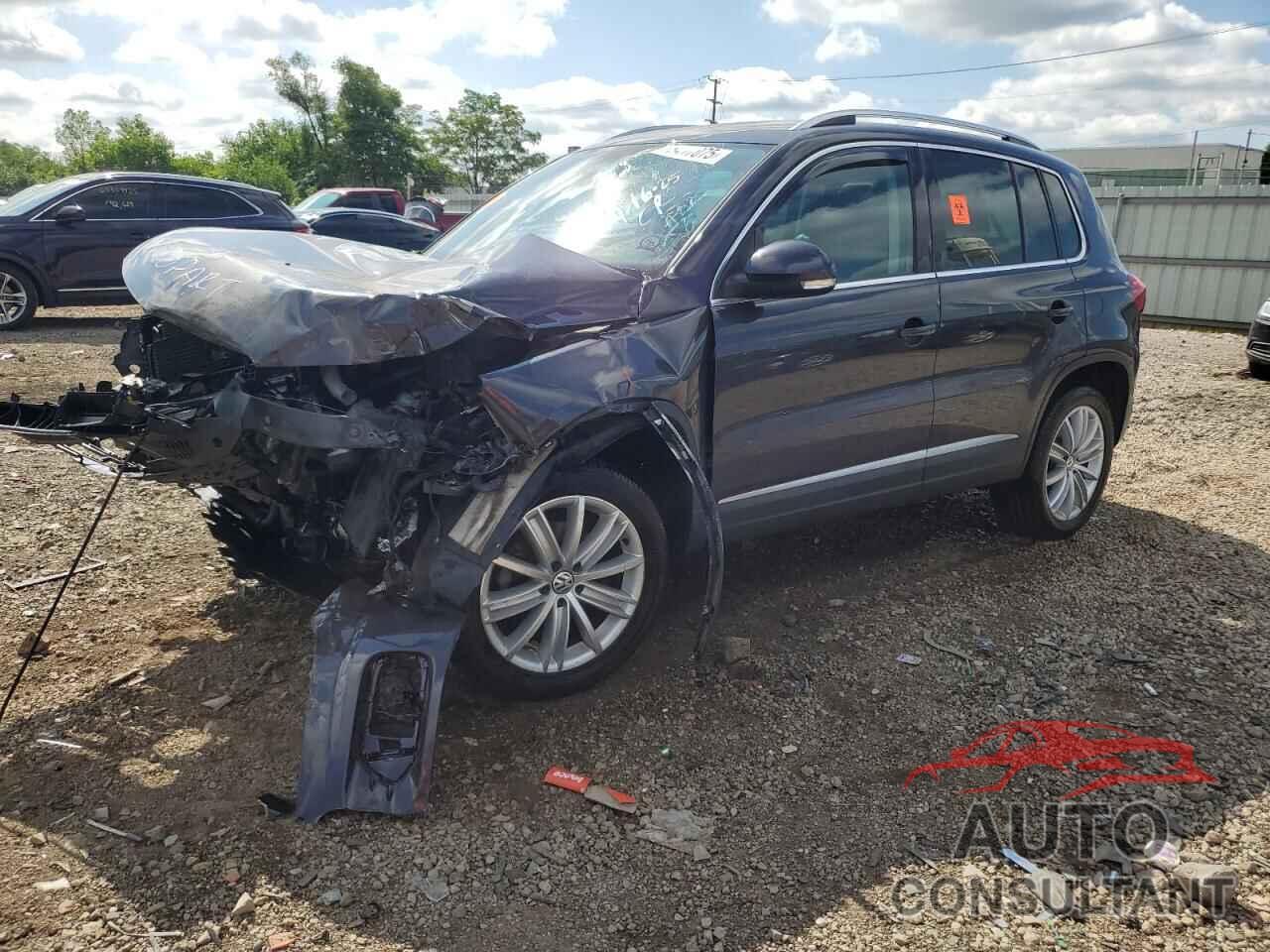 VOLKSWAGEN TIGUAN 2016 - WVGBV7AX1GW528471