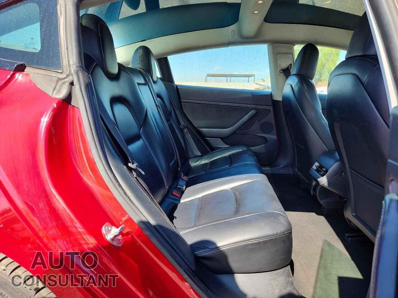 TESLA MODEL 3 2022 - 5YJ3E1EA5NF286538