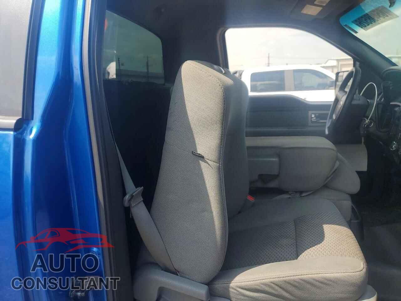 FORD F150 2011 - 1FTMF1CF5BFC26556