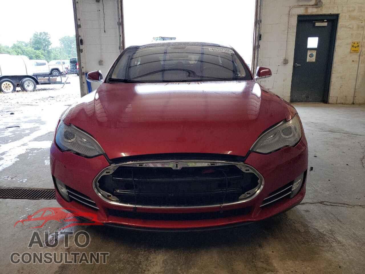 TESLA MODEL S 2014 - 5YJSA1H17EFP40453