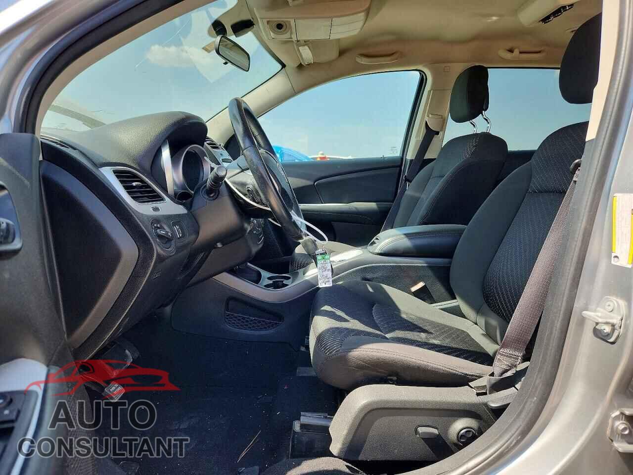 DODGE JOURNEY 2017 - 3C4PDCBB2HT612010