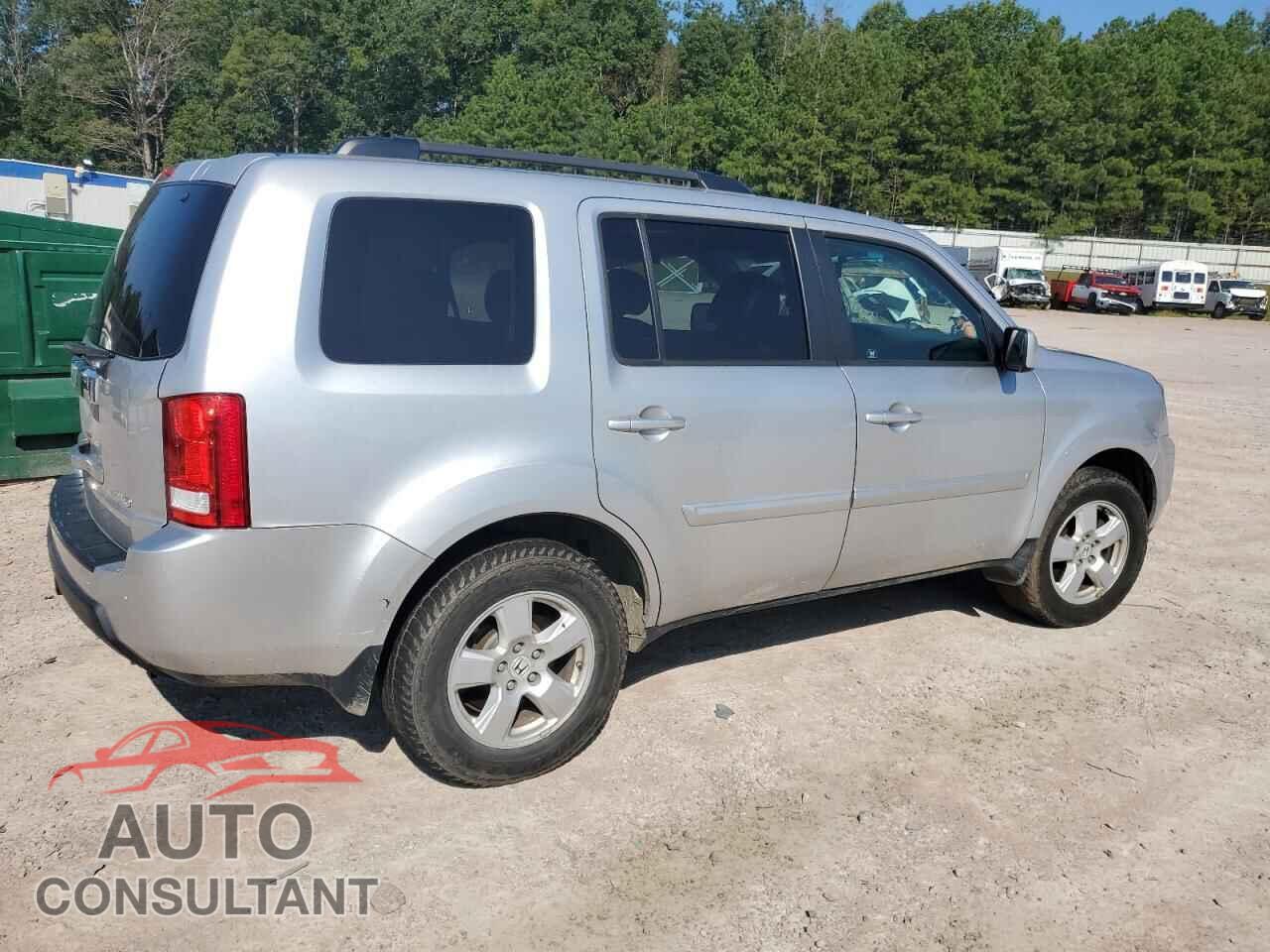 HONDA PILOT 2011 - 5FNYF4H67BB067331