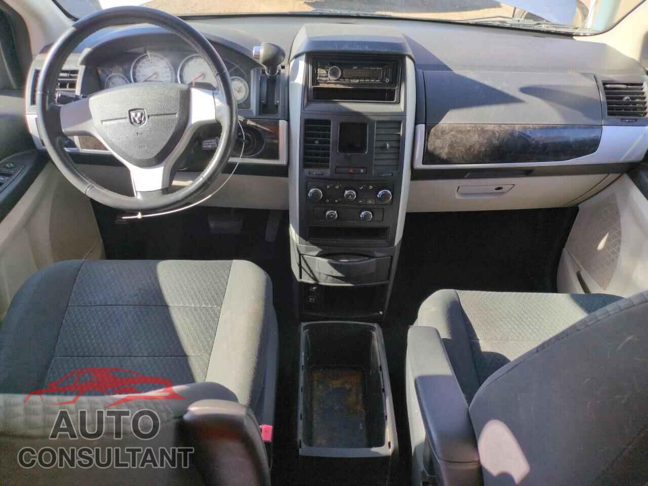 DODGE CARAVAN 2010 - 2D4RN5D14AR482958