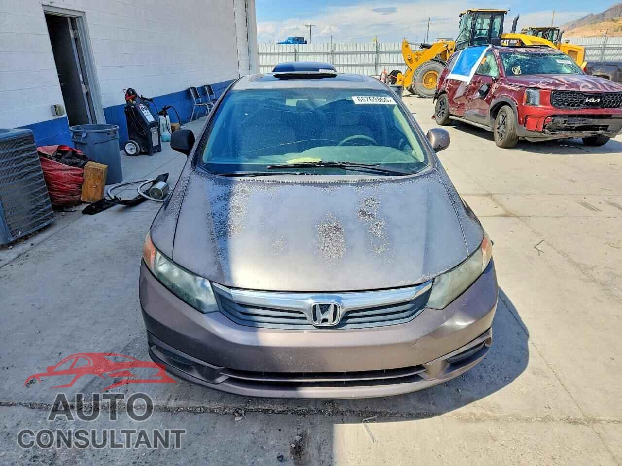 HONDA CIVIC 2012 - 2HGFB2F85CH557274