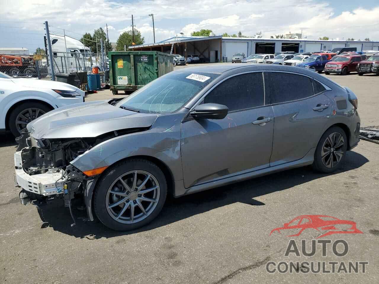 HONDA CIVIC 2018 - SHHFK7H58JU222915