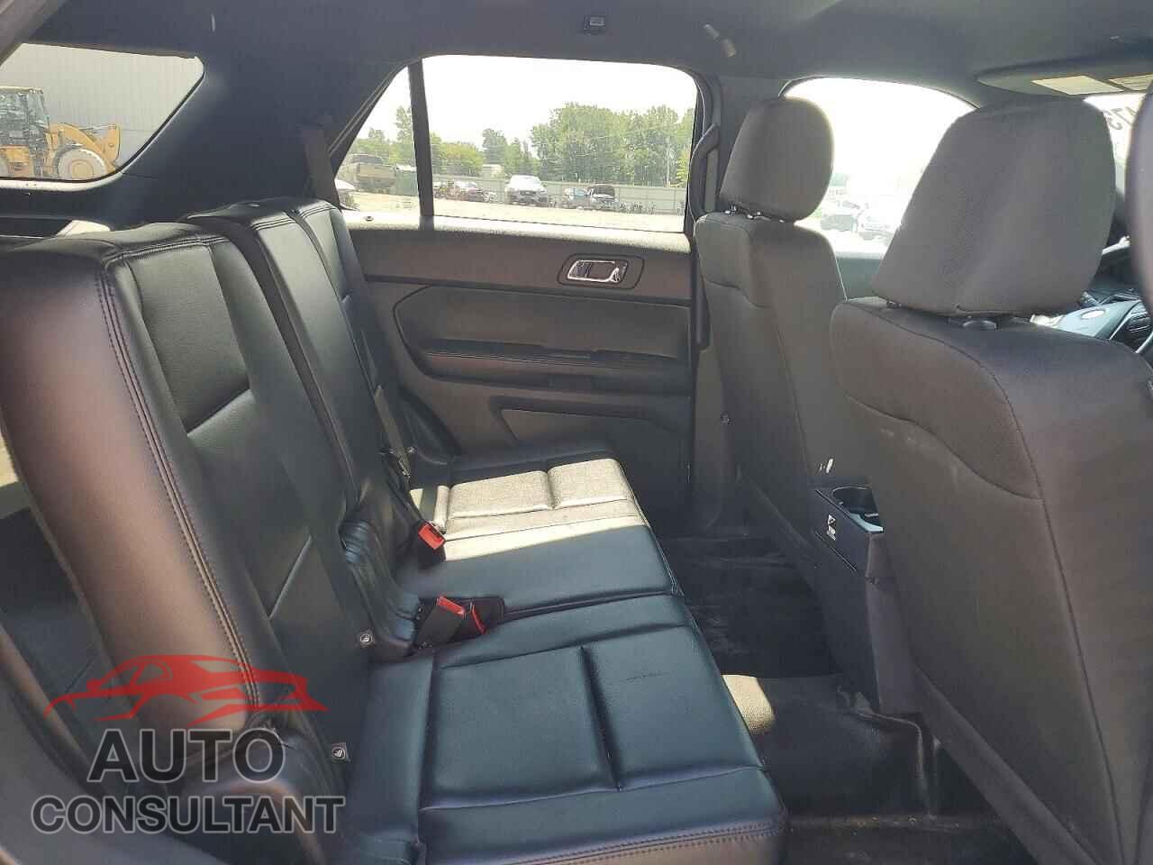 FORD EXPLORER 2019 - 1FM5K8AR2KGB44120