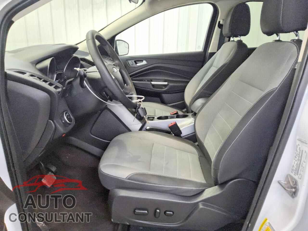 FORD ESCAPE 2016 - 1FMCU9GX2GUB75311
