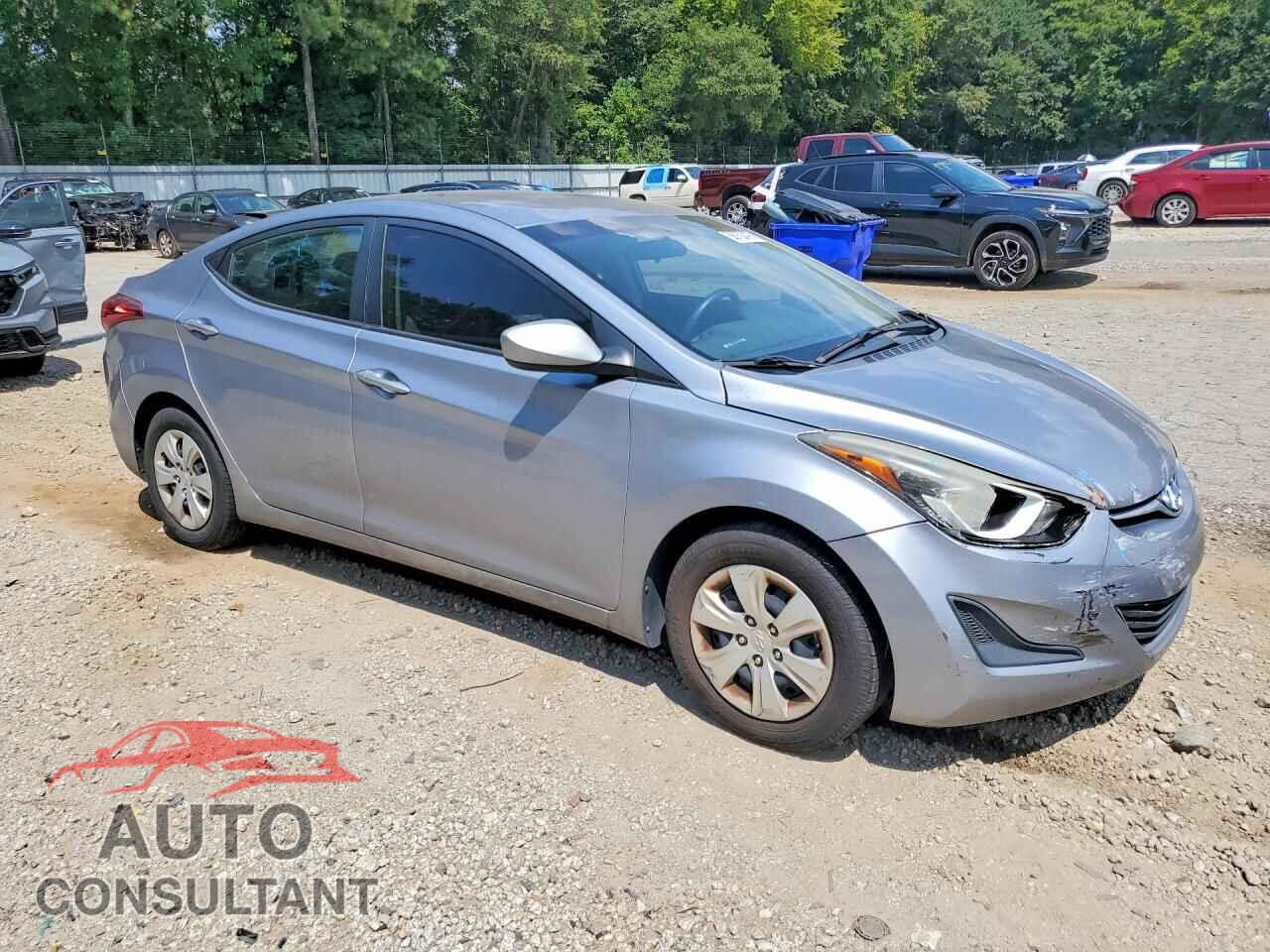 HYUNDAI ELANTRA 2016 - 5NPDH4AE3GH740800