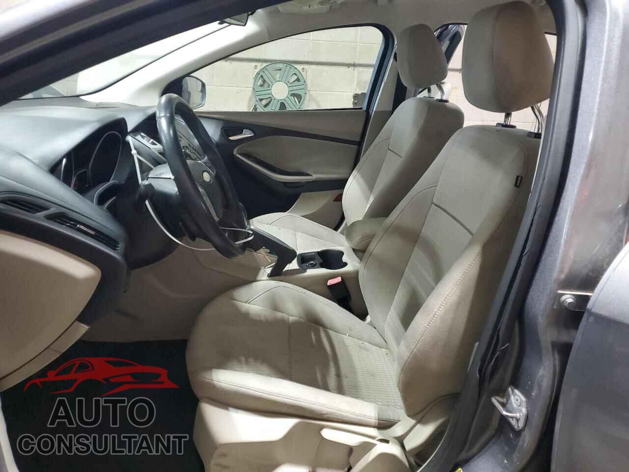 FORD FOCUS 2012 - 1FAHP3H29CL107580