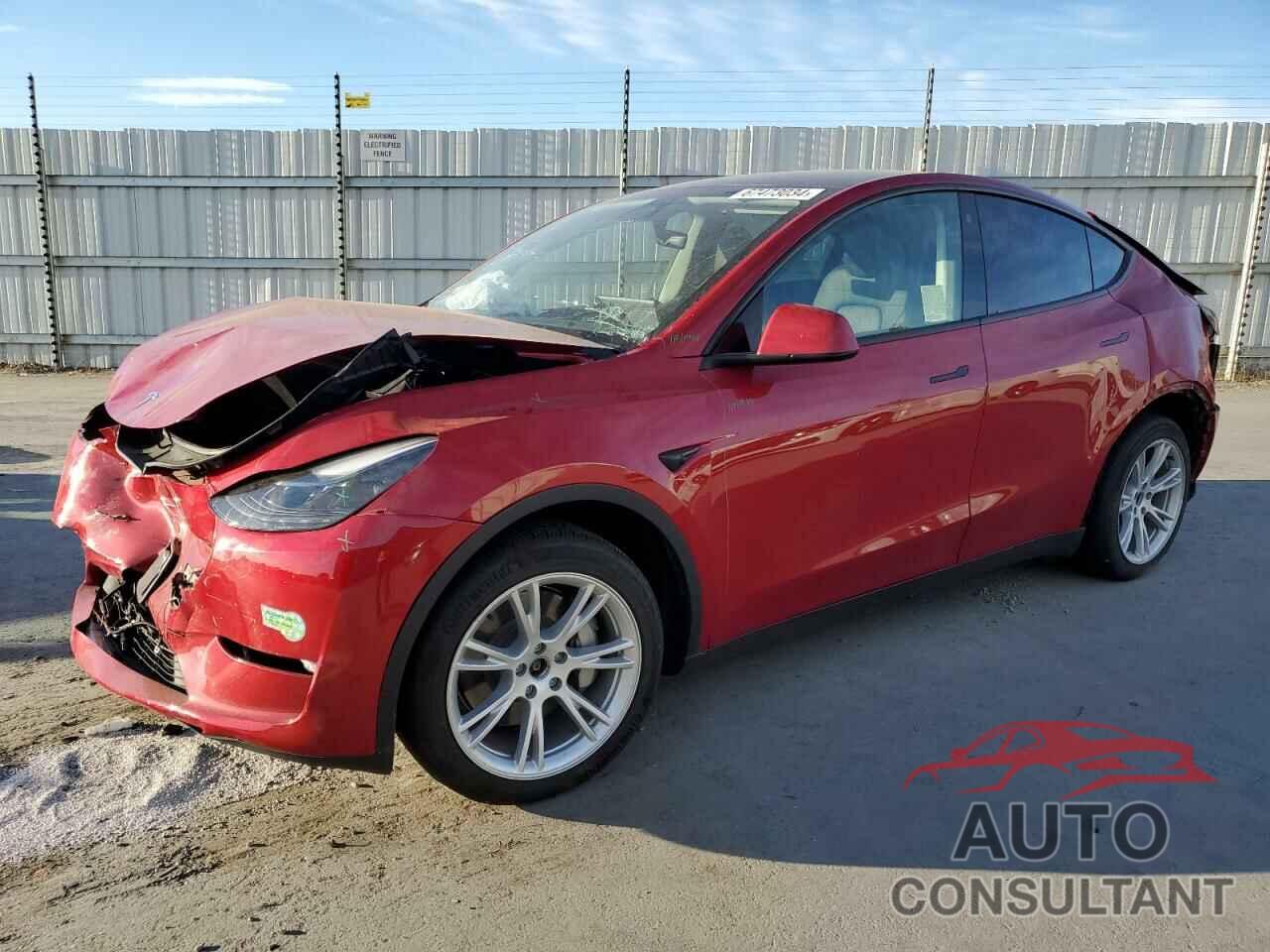 TESLA MODEL Y 2023 - 7SAYGDEEXPF749025