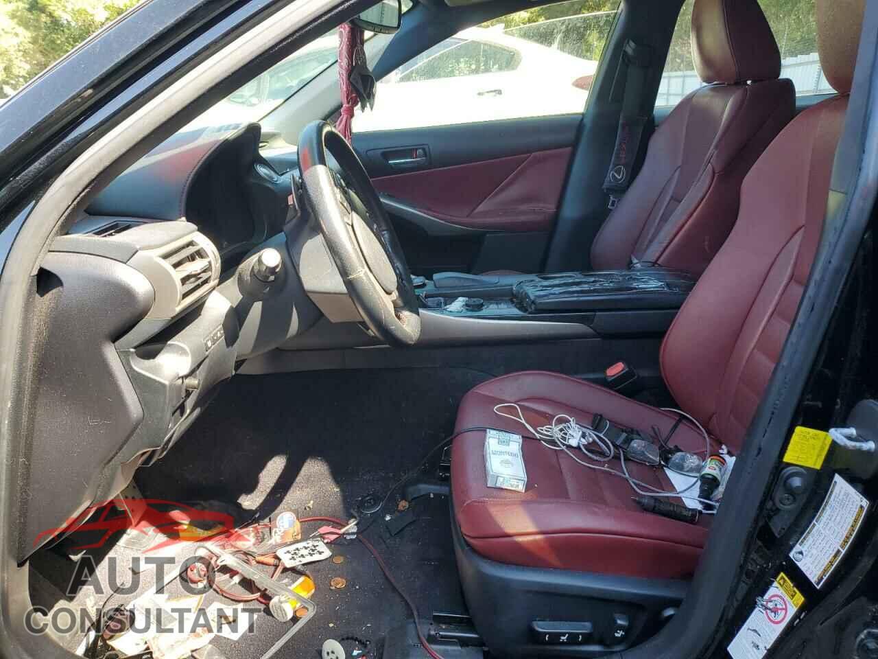 LEXUS IS 2014 - JTHBF1D20E5032397
