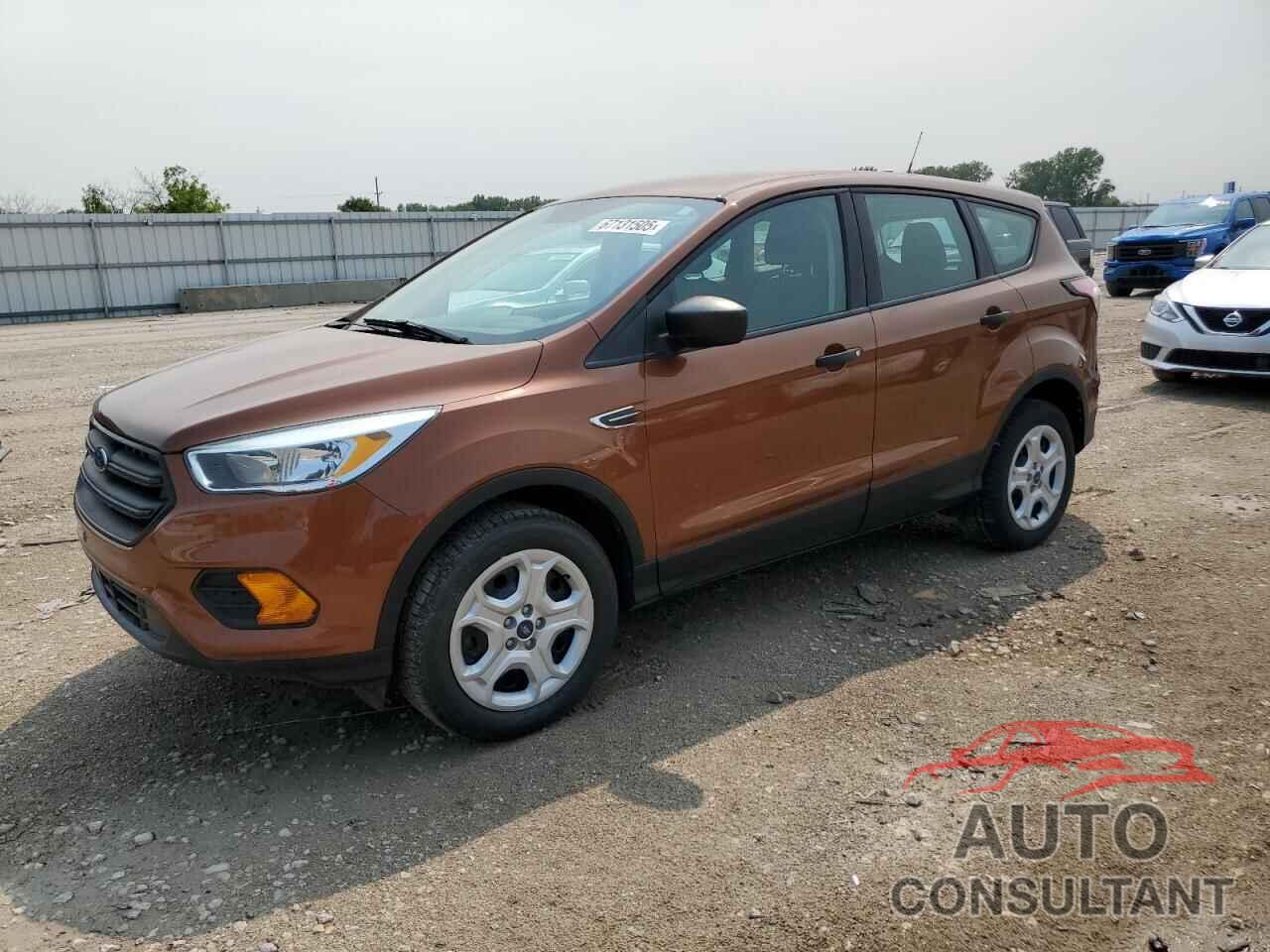 FORD ESCAPE 2017 - 1FMCU0F75HUC34348