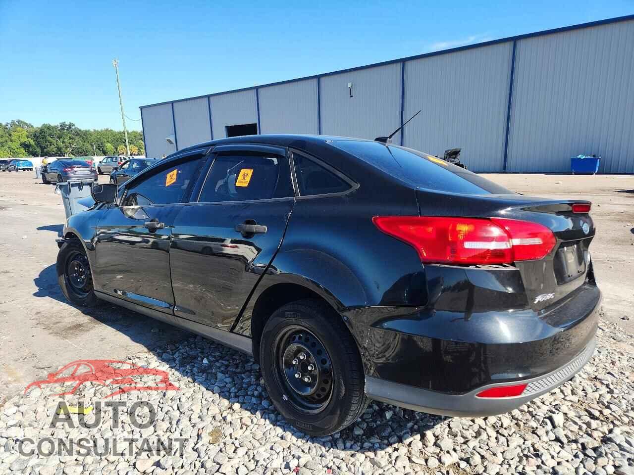 FORD FOCUS 2015 - 1FADP3E25FL354537