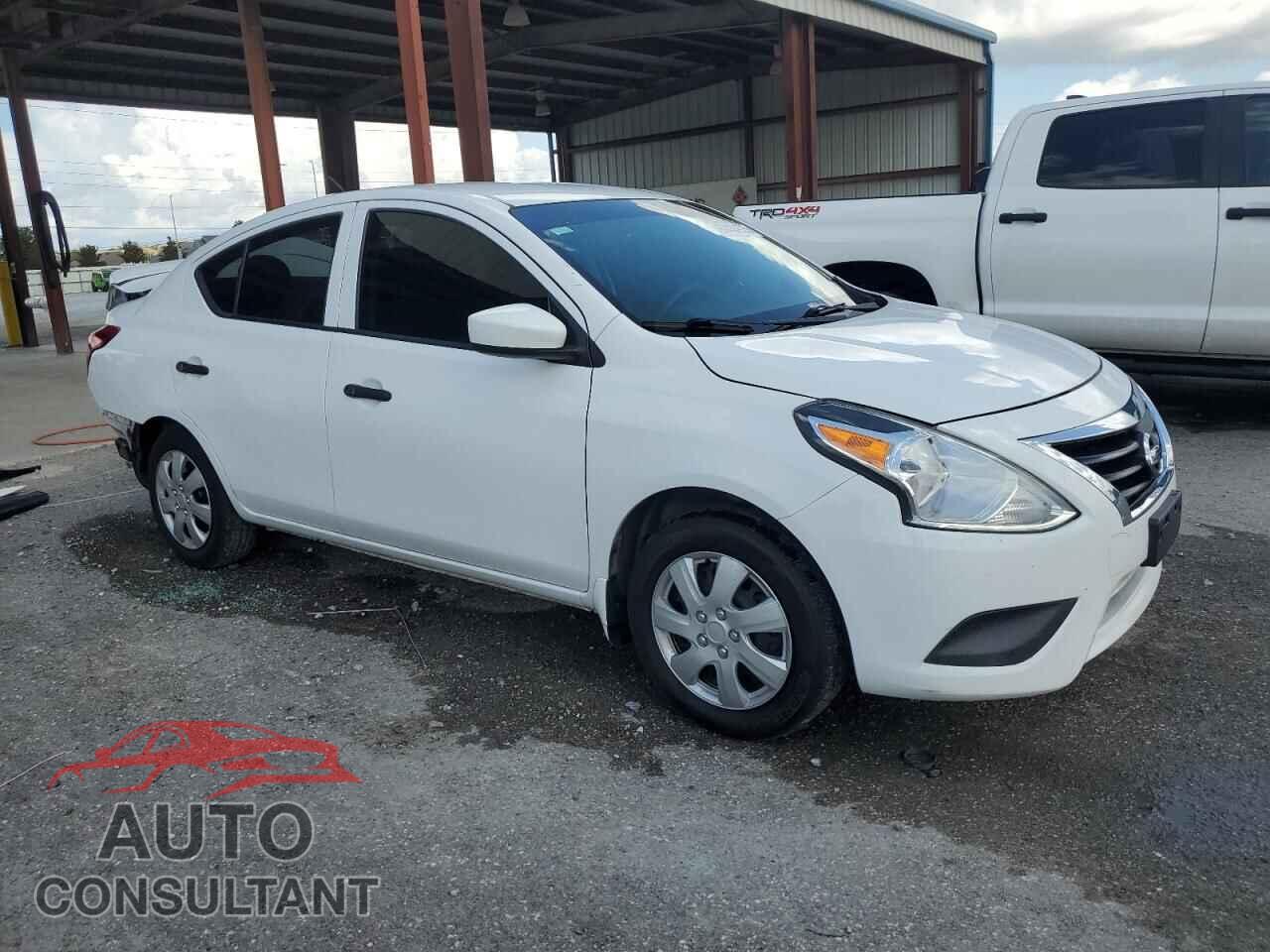 NISSAN VERSA 2017 - 3N1CN7AP1HL890819