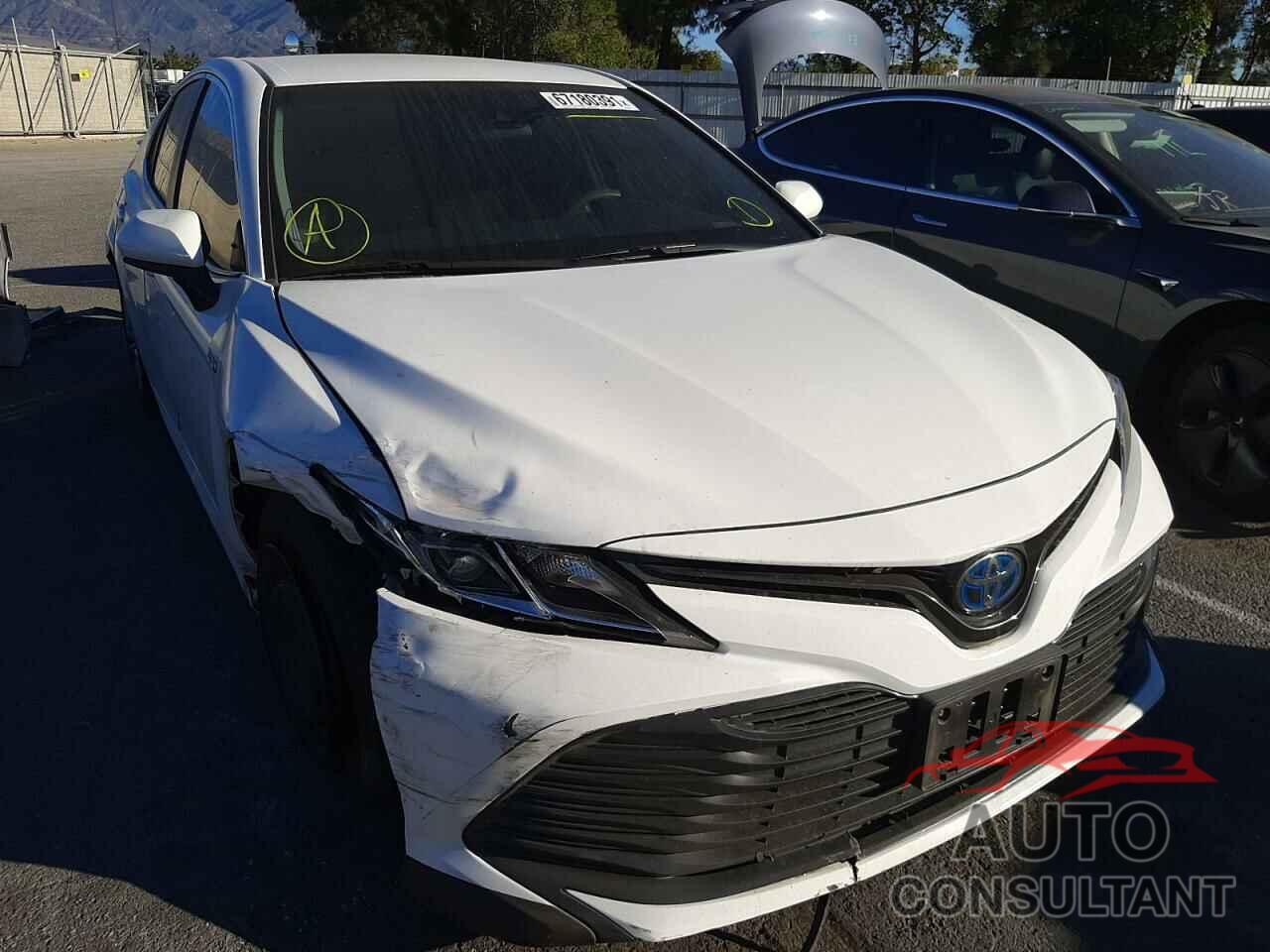 TOYOTA CAMRY 2018 - 4T1B31HK3JU506052
