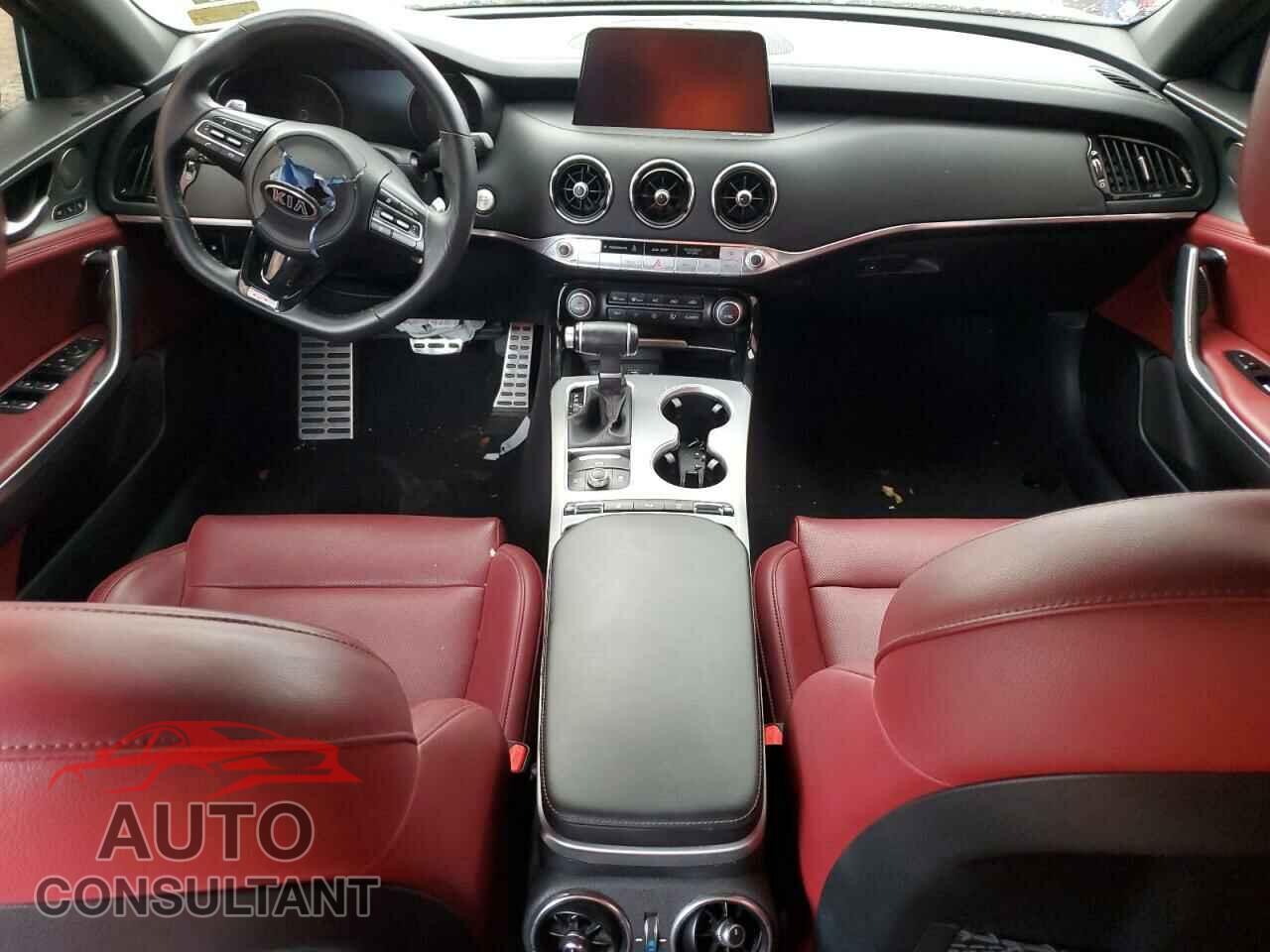 KIA STINGER 2021 - KNAE45LC4M6090251